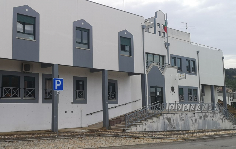 Bombeiros e GNR localizaram com vida idoso desaparecido em Torre de Moncorvo