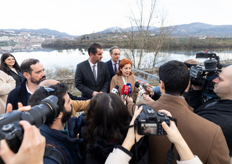 Avenida do Douro na Régua deverá reabrir até ao próximo inverno