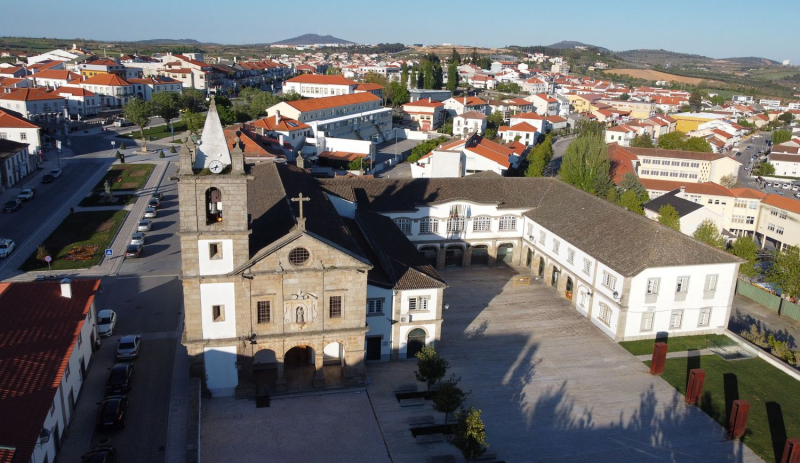 Doravante Mogadouro é cidade - Cidade de Mogadouro