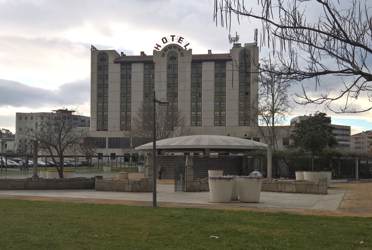 Hotel evacuado devido à presença de legionella